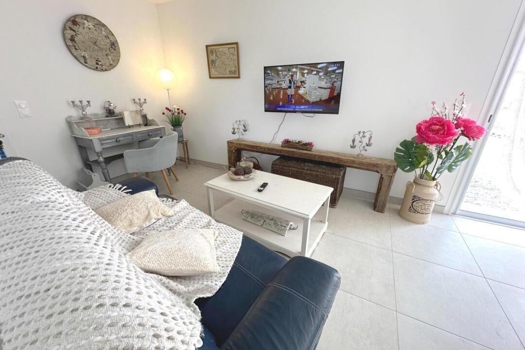 Photo of Livingroom in Castel-Sarrazin