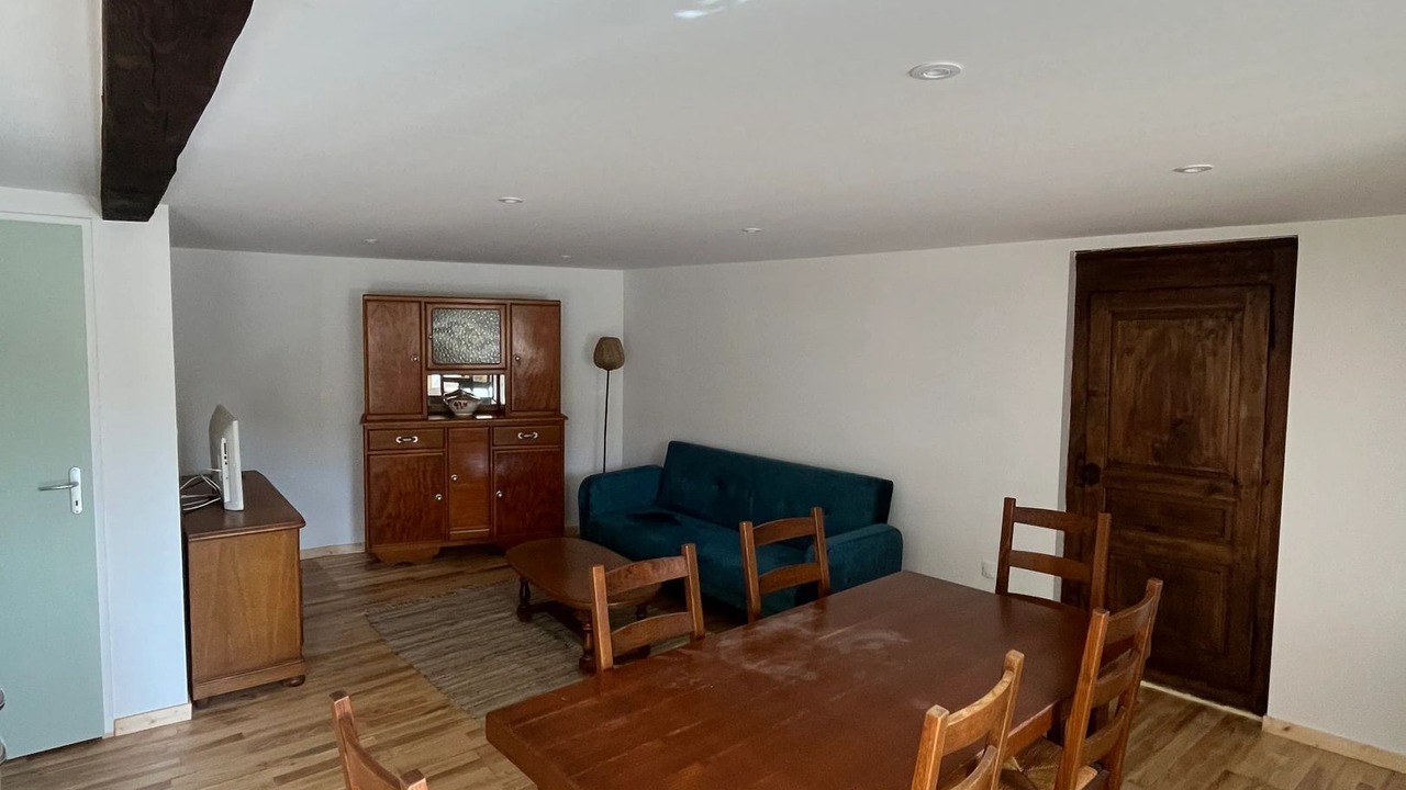 Photo of Livingroom in Saint-Alban-d'Ay