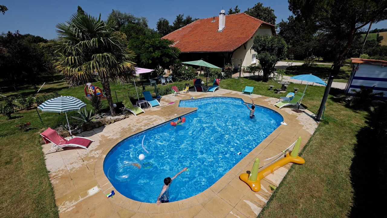 Photo of Outdoor in Demu