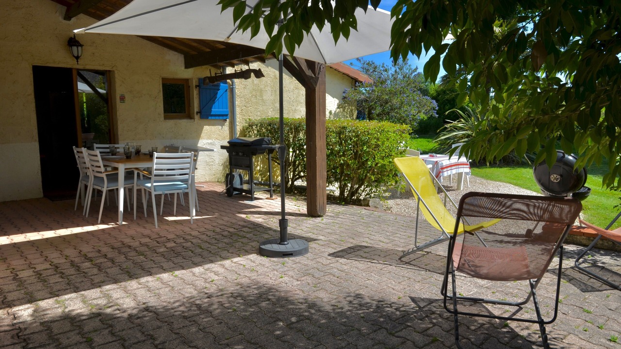 Photo of Outdoor in Demu