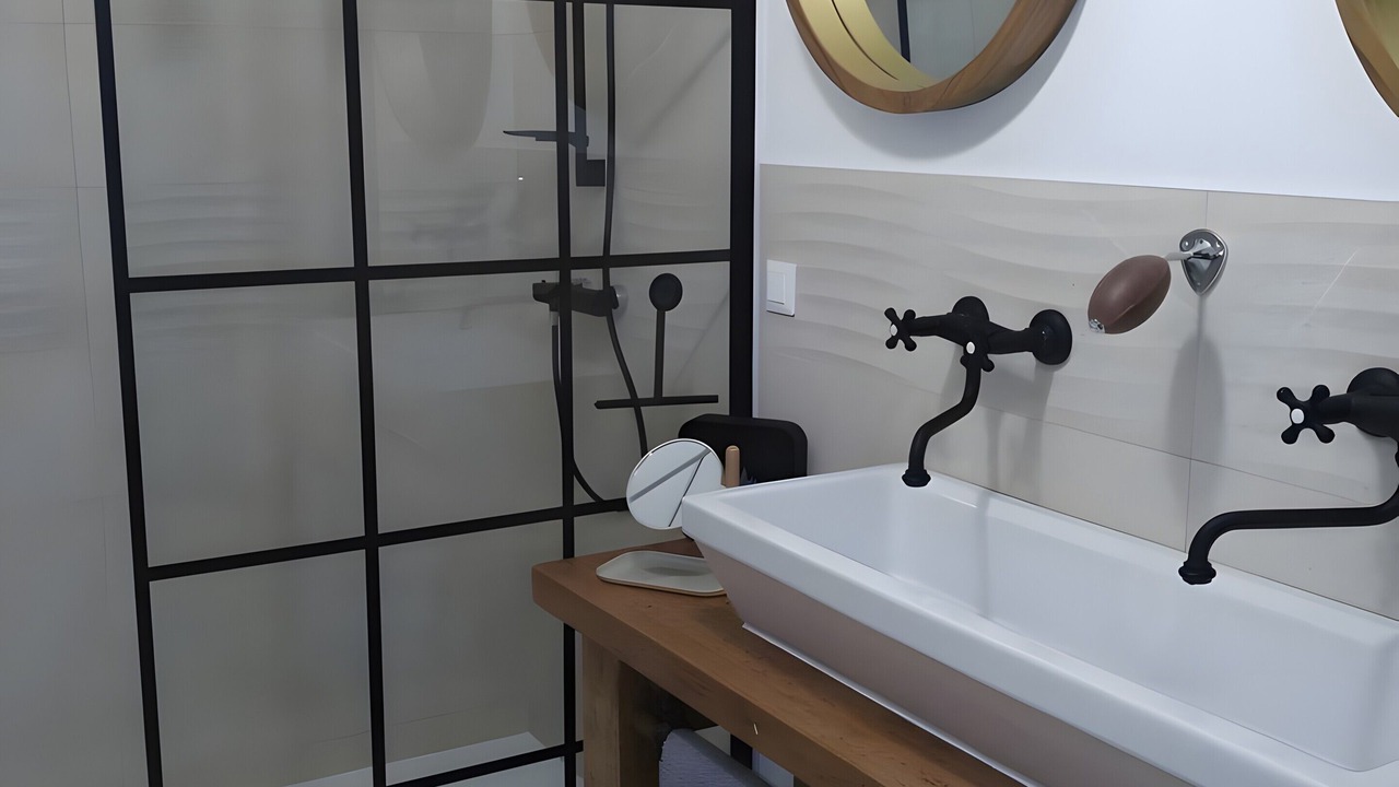Photo of Bathroom in Lanty-sur-Aube