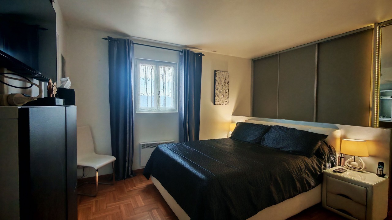 Photo of Bedroom in Toudon