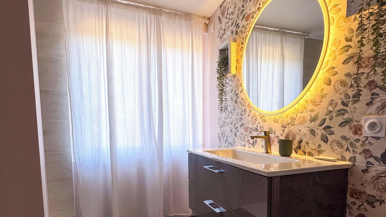 Photo of Bathroom in Mortagne-sur-Sevre