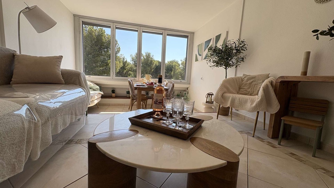 Photo of Livingroom in Bandol