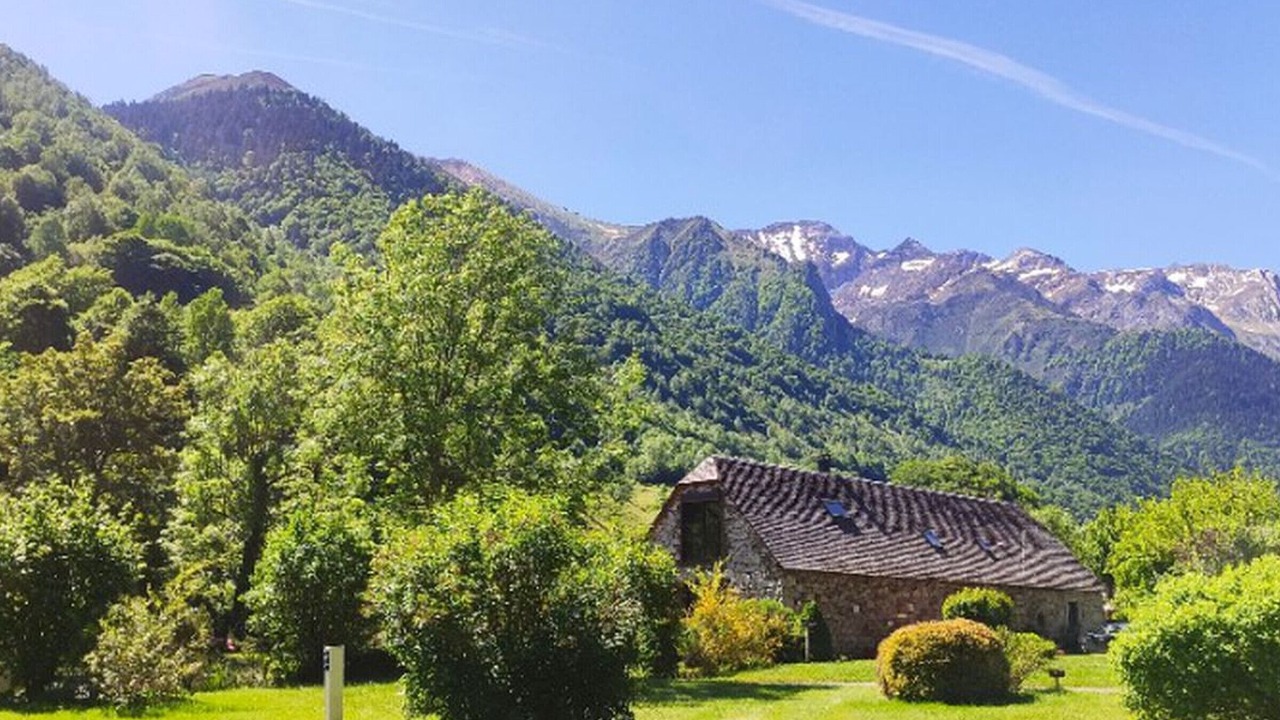 Photo of Others in Estaing