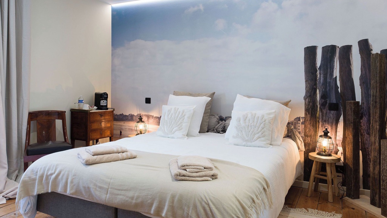 Photo of Bedroom in Saint-Jacut-de-la-Mer