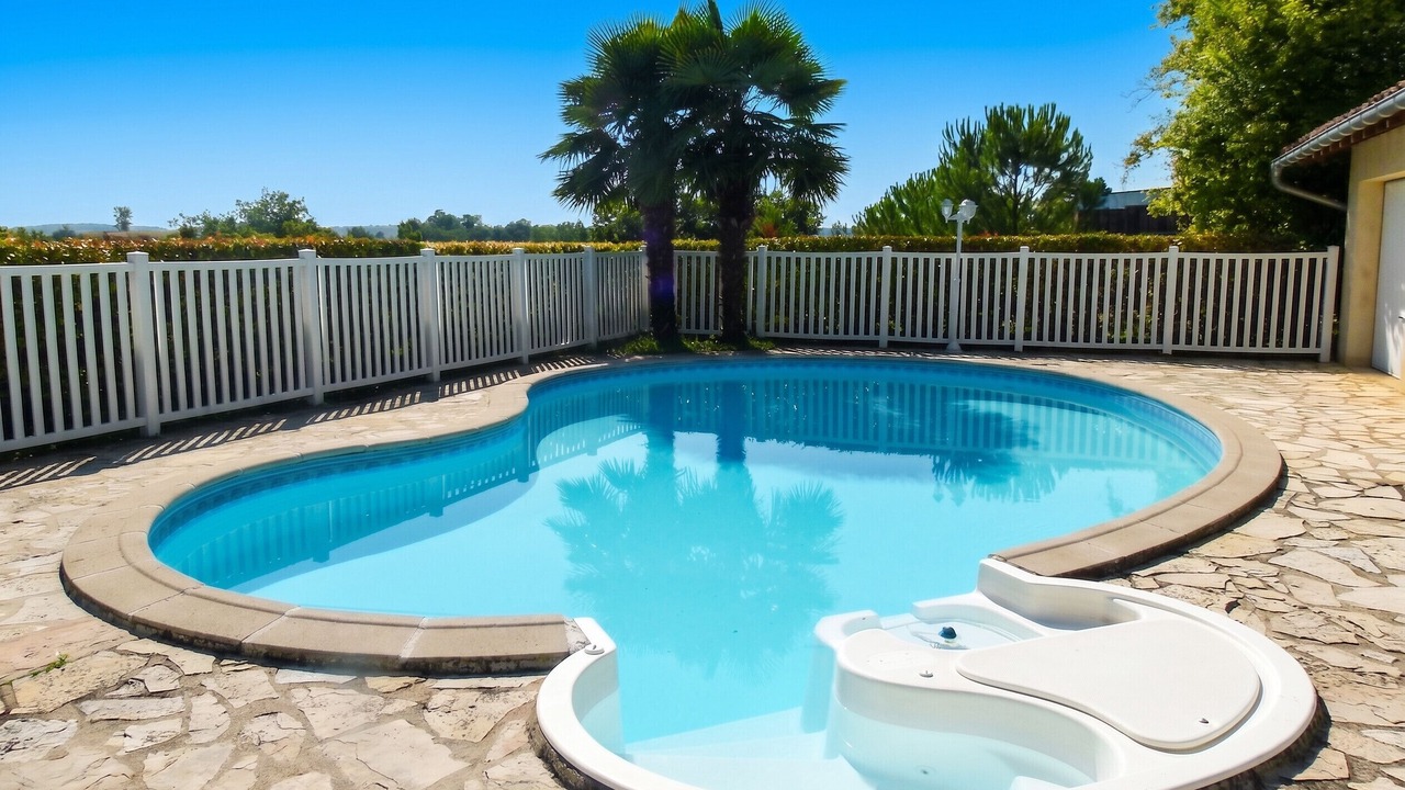 Photo of Outdoor in Ornezan