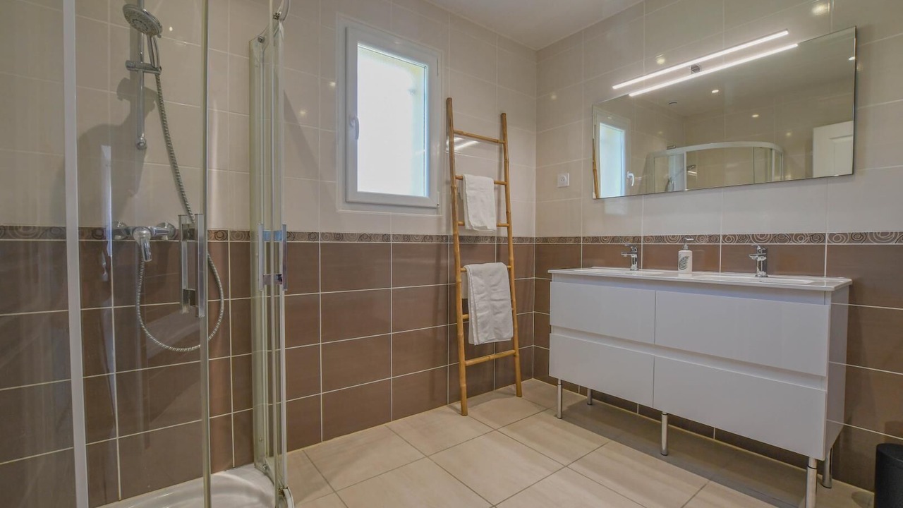 Photo of Bathroom in Dienville