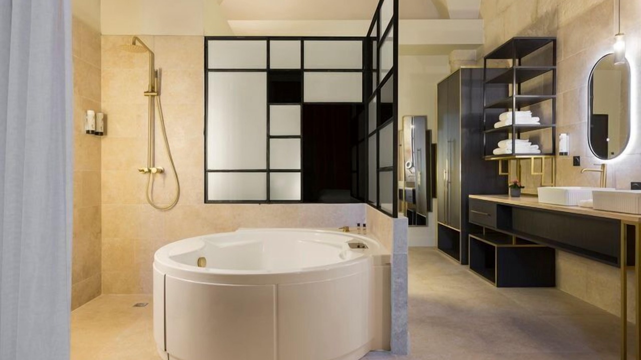 Photo of Bedroom in Nimes City Centre