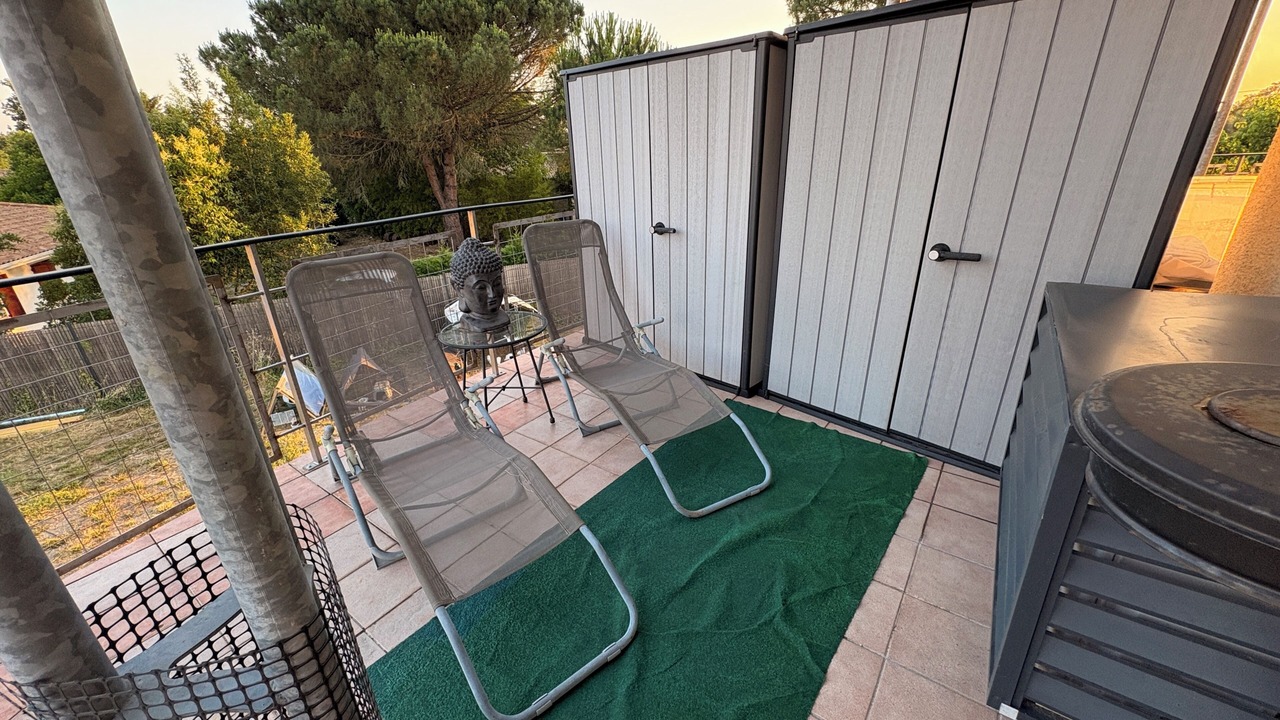 Photo of Patio Balcony in Ambares-et-Lagrave