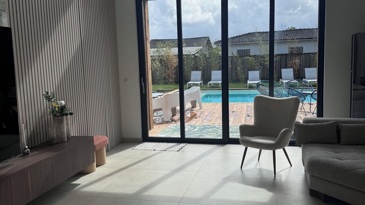 Photo of Livingroom in Ambares-et-Lagrave