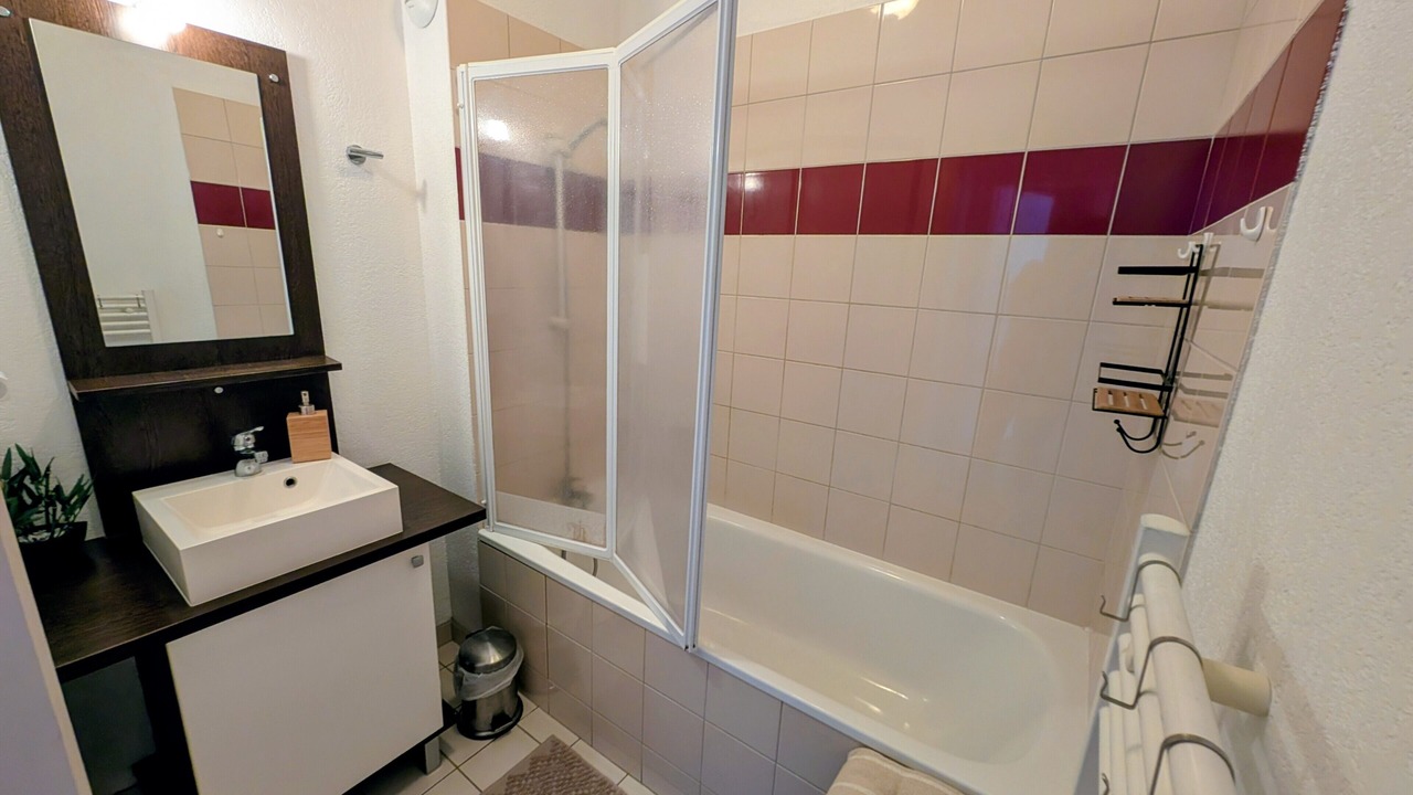 Photo of Bathroom in Bagneres-de-Luchon