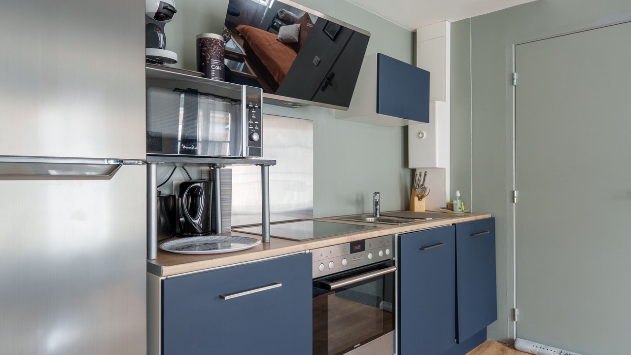 Photo of Kitchen in Saint Nicolas - Charles III - Ville vieille - Trois Maisons - Leopold