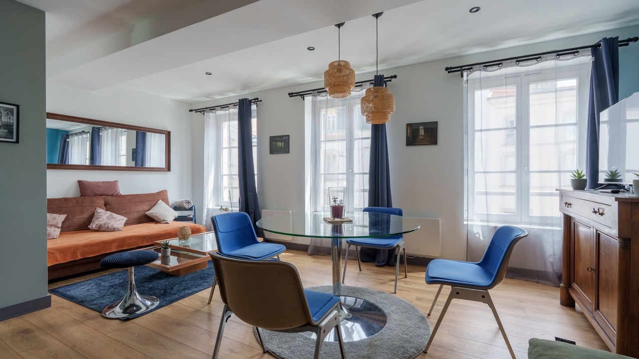 Photo of Livingroom in Saint Nicolas - Charles III - Ville vieille - Trois Maisons - Leopold