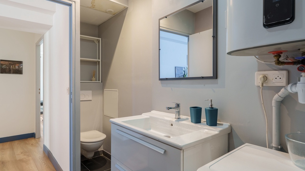 Photo of Bathroom in Saint Nicolas - Charles III - Ville vieille - Trois Maisons - Leopold