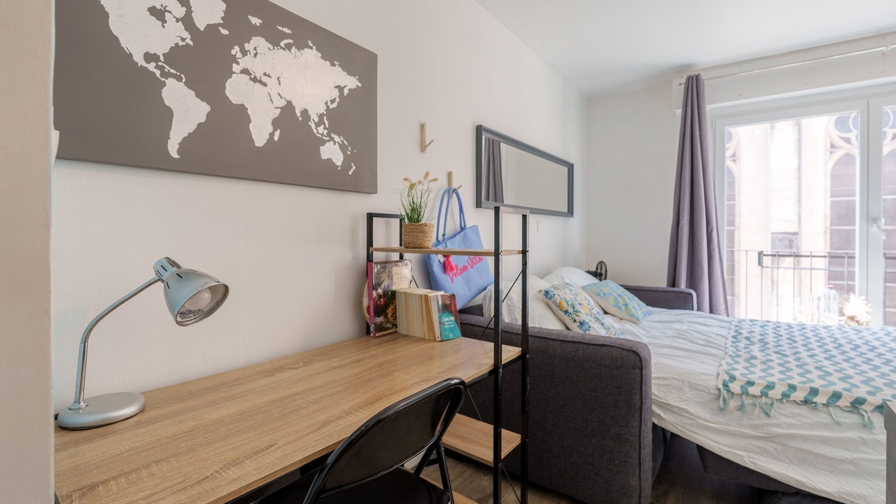 Photo of Bedroom in Saint Nicolas - Charles III - Ville vieille - Trois Maisons - Leopold