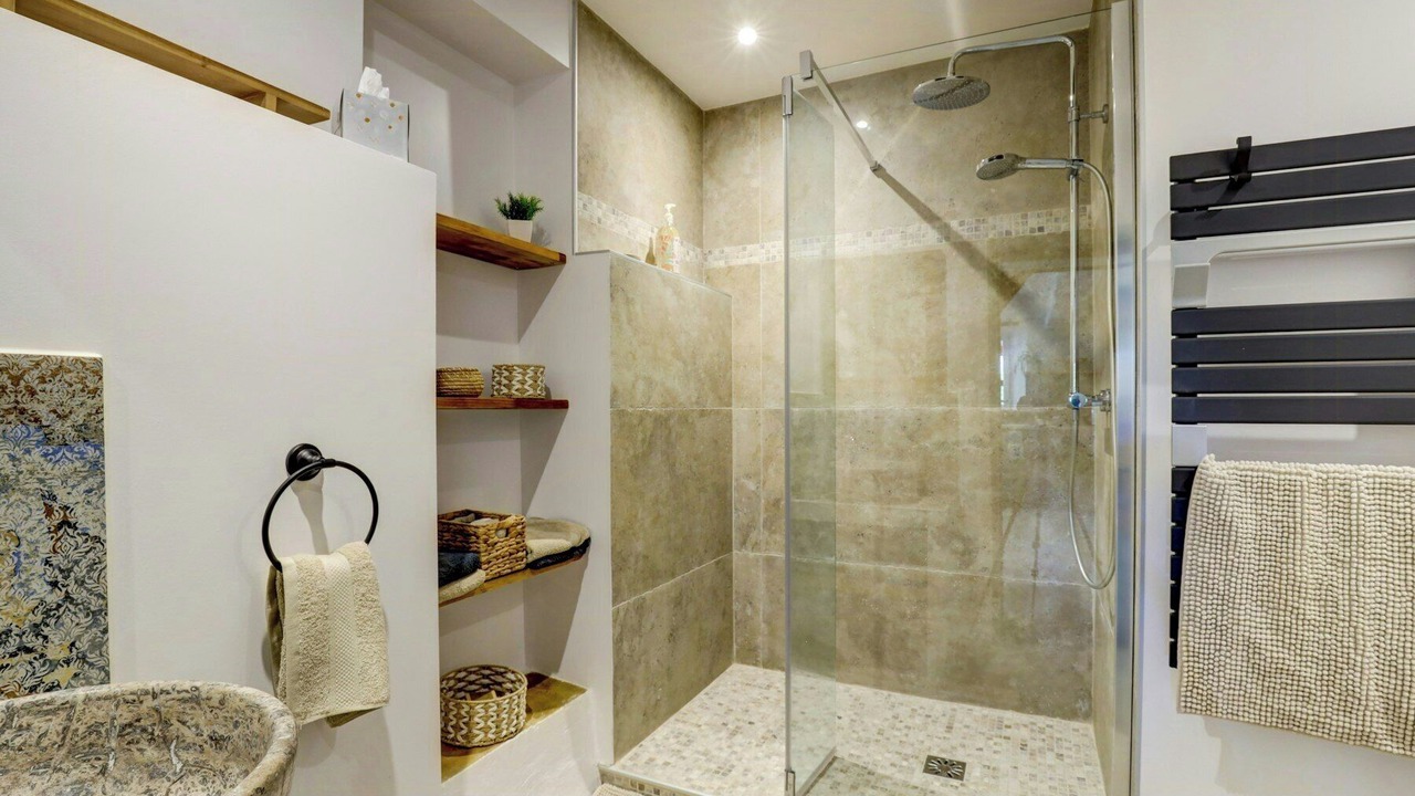 Photo of Bathroom in Grazac