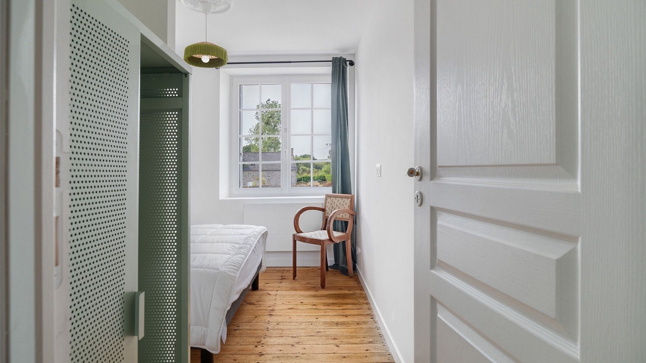 Photo of Bedroom in Plevenon