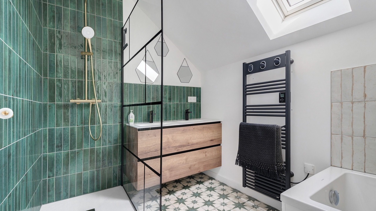 Photo of Bathroom in Plevenon