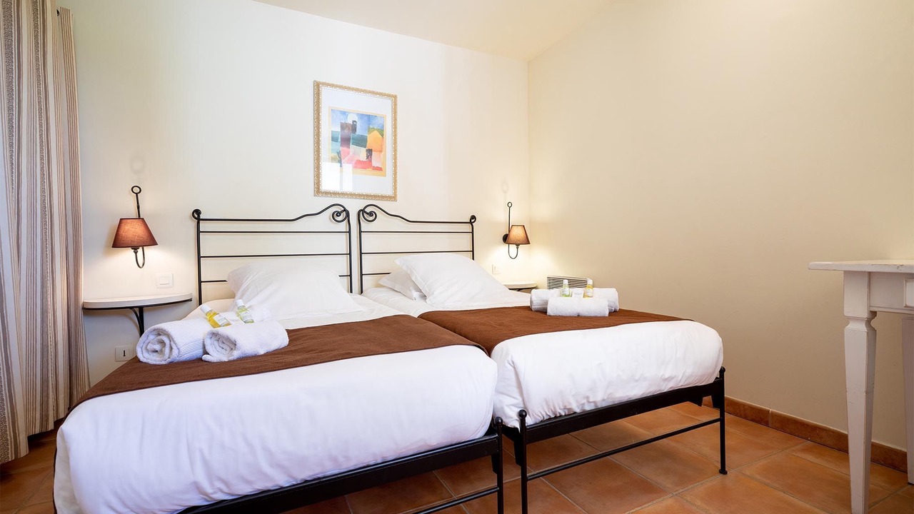 Photo of Bedroom in Saumane-de-Vaucluse