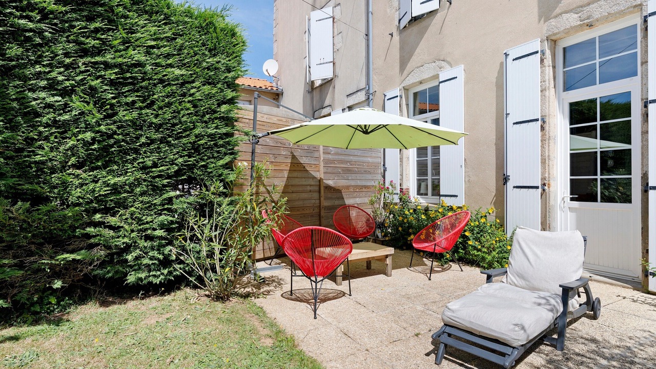 Photo of Patio Balcony in Sevremont