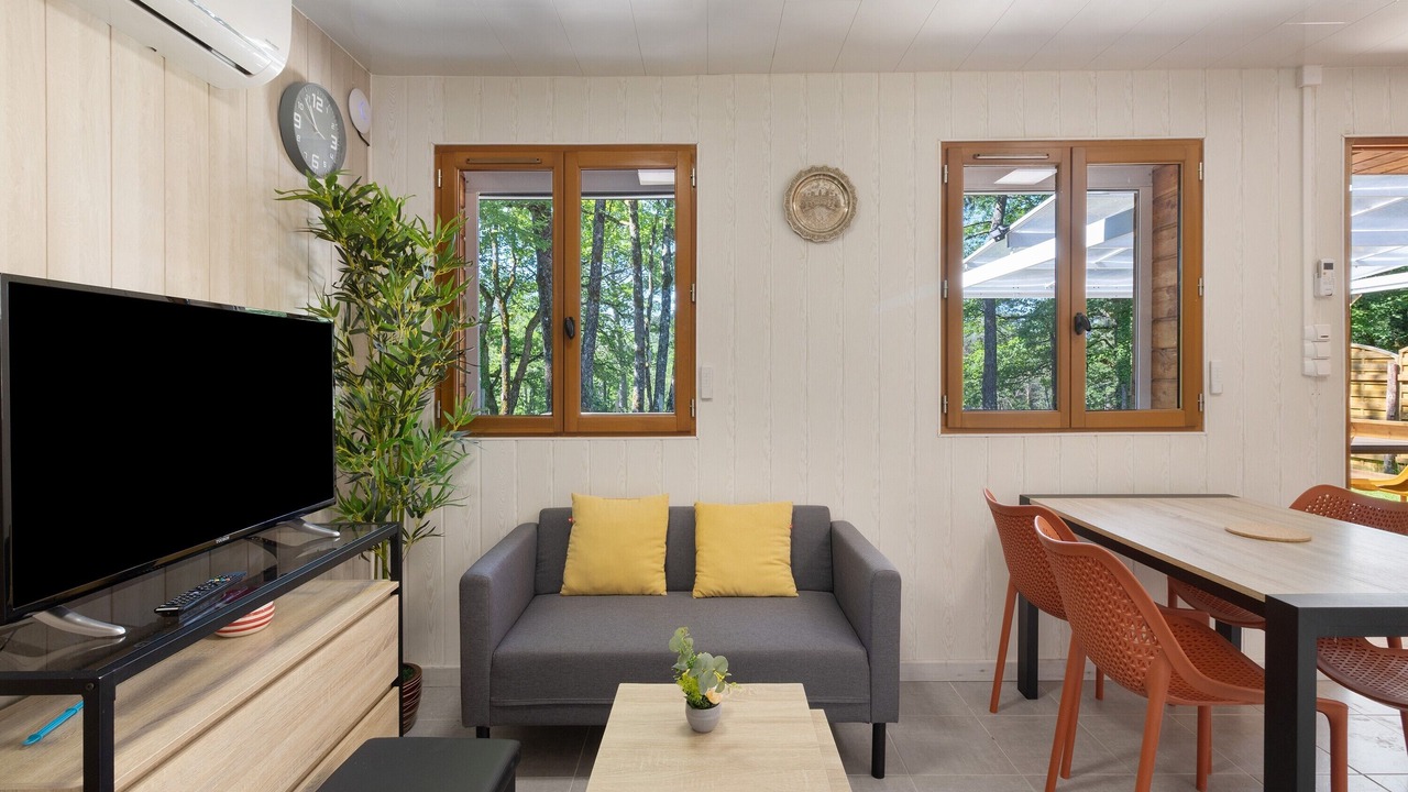 Photo of Livingroom in Thenon