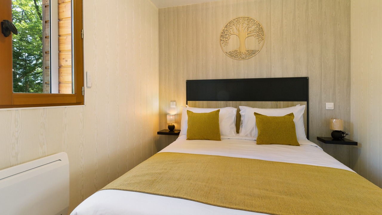 Photo of Bedroom in Thenon