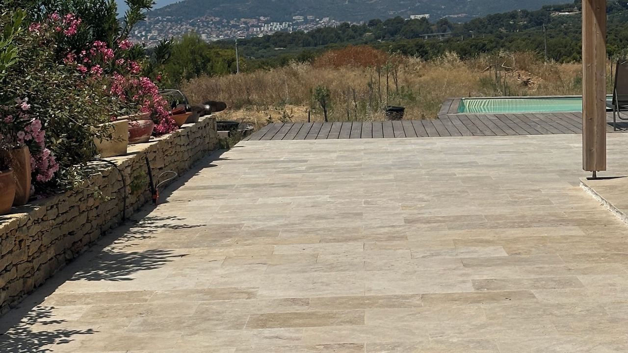 Photo of Patio Balcony in La Cadiere-d'Azur