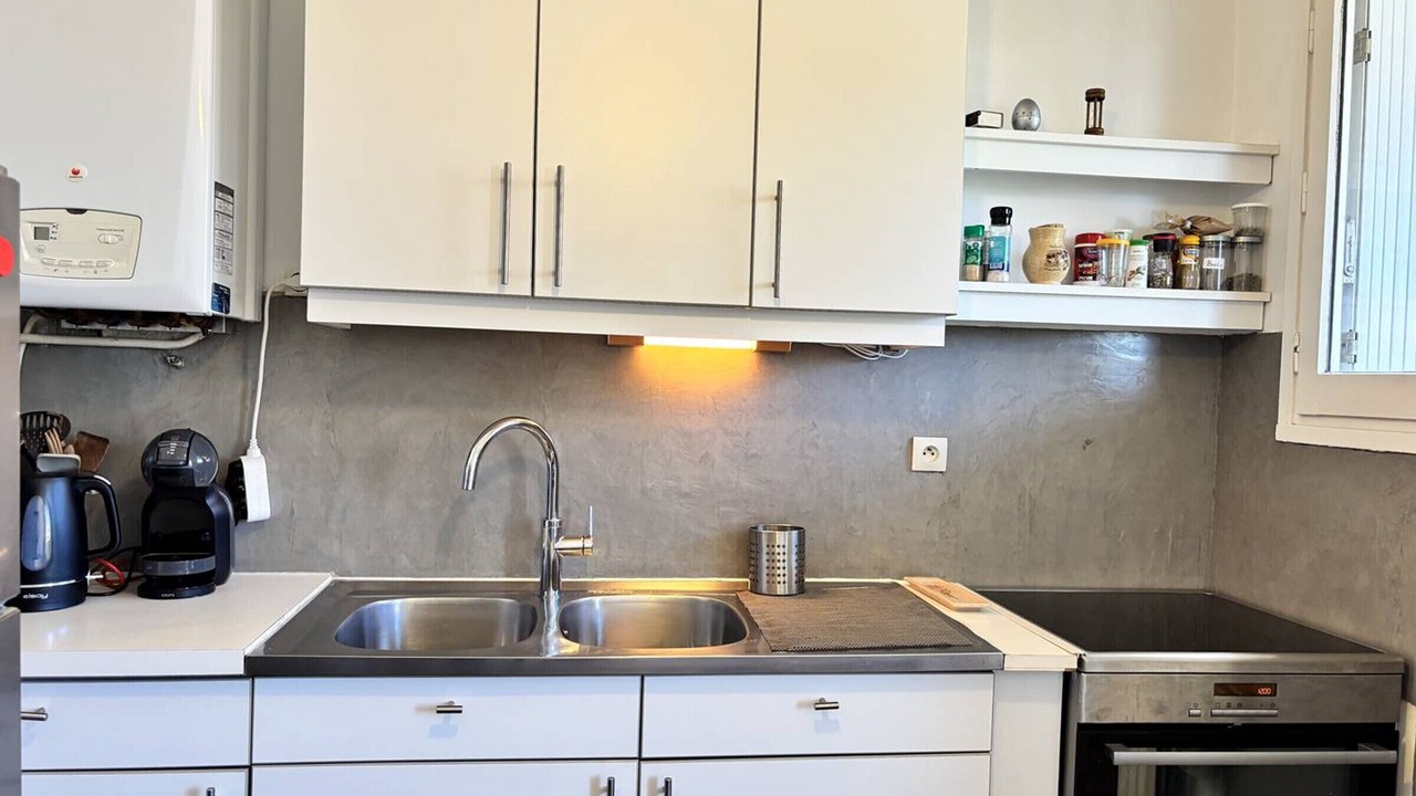 Photo of Kitchen in Hyeres City Centre