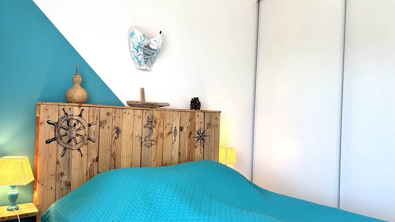 Photo of Bedroom in Hyeres City Centre