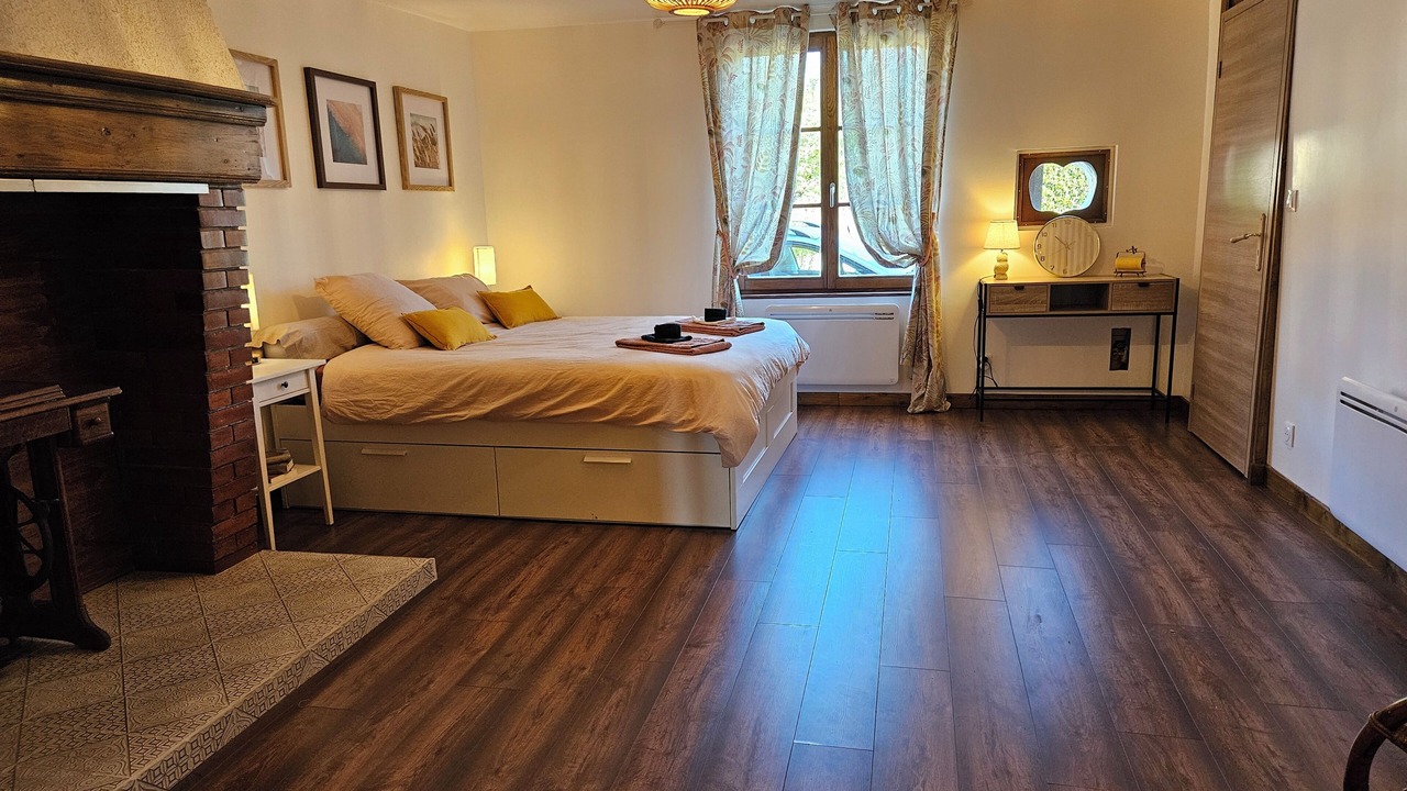Photo of Bedroom in Beaulieu En Argonne