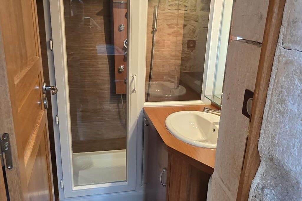 Photo of Bathroom in Arc-en-Barrois