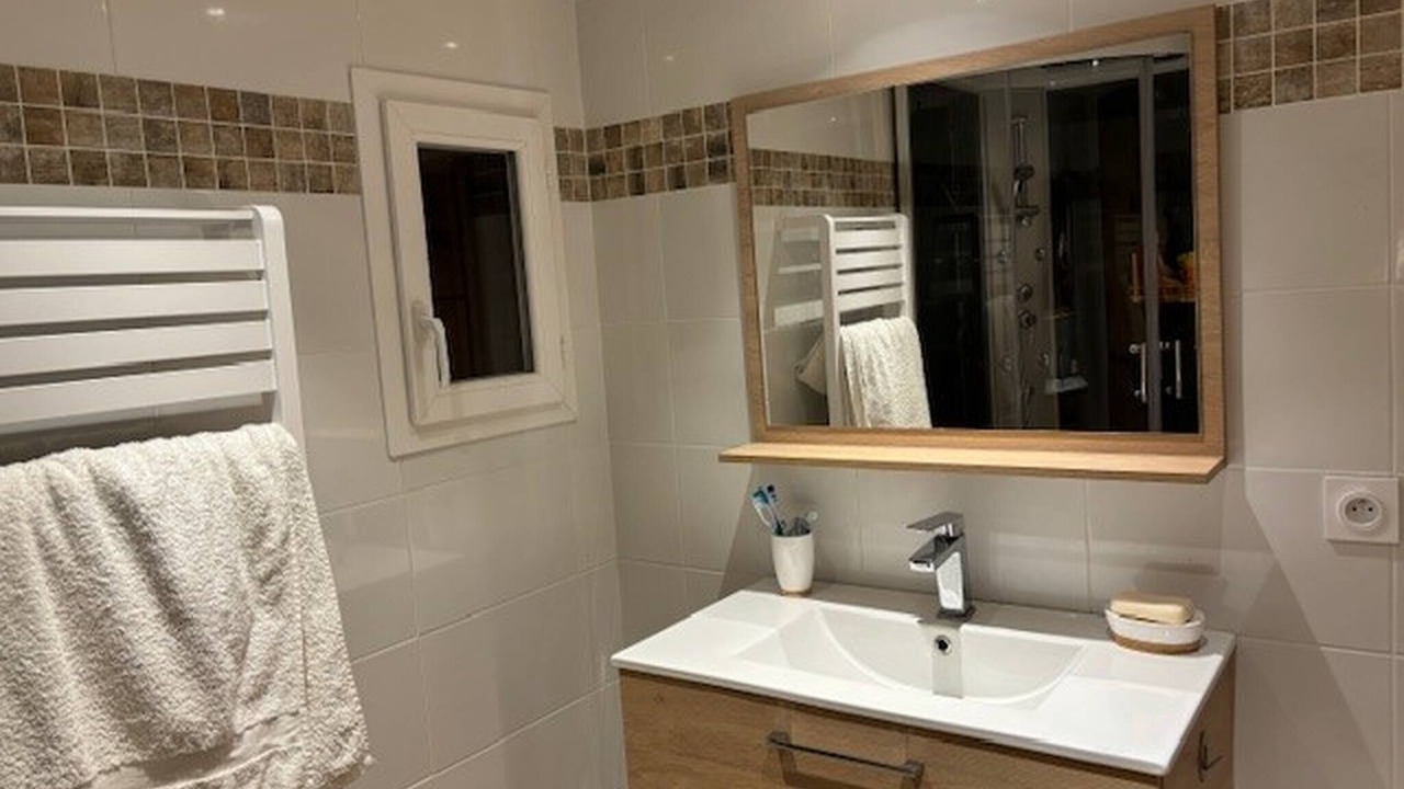 Photo of Bathroom in Seranon