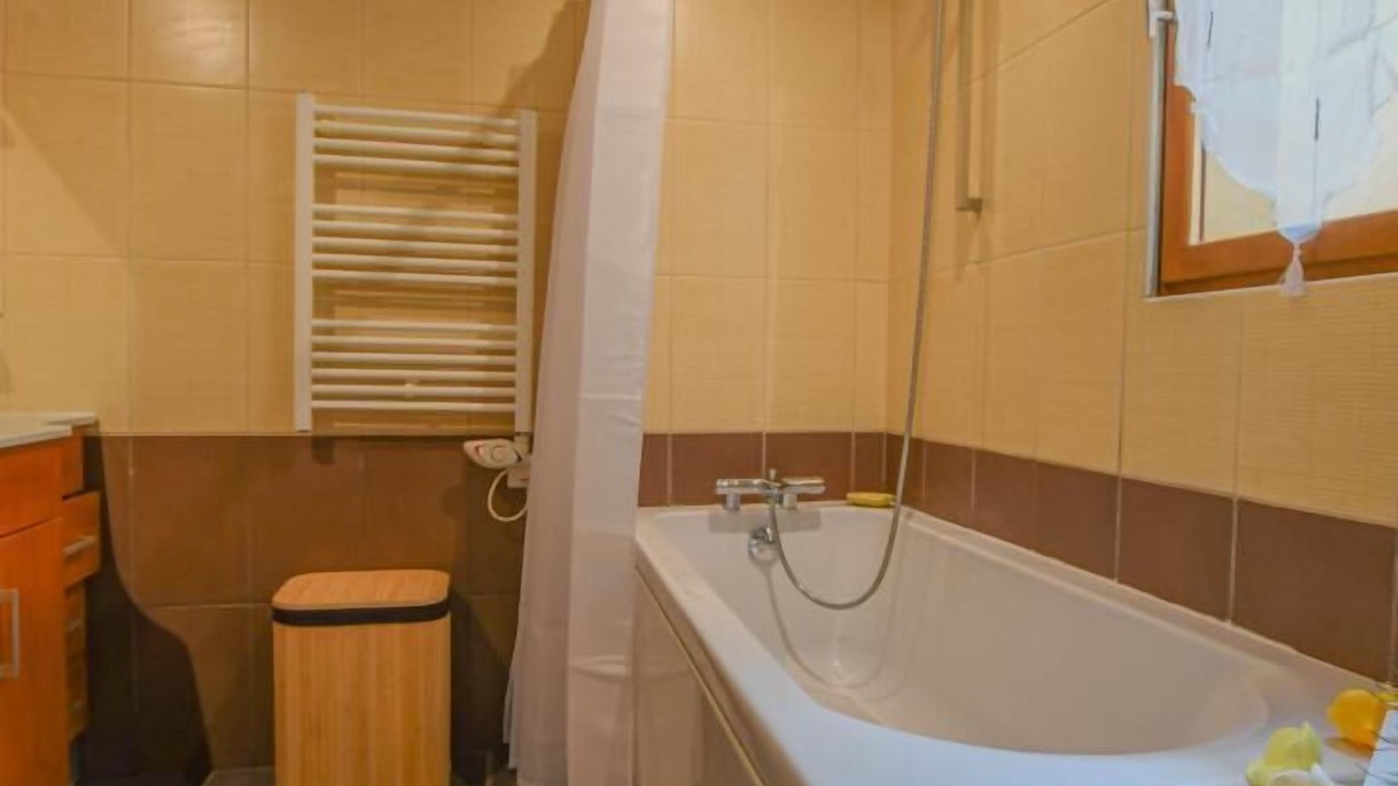 Photo of Bathroom in La Loge-aux-Chevres
