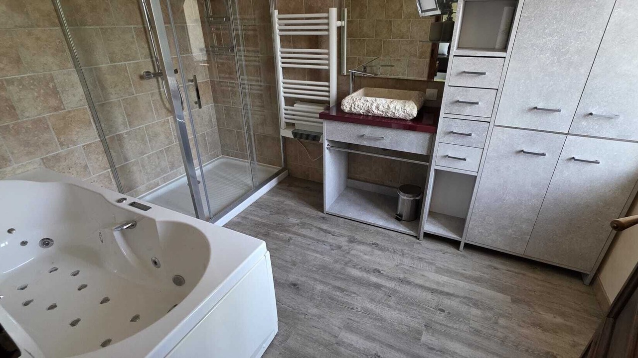 Photo of Bathroom in Arc-en-Barrois