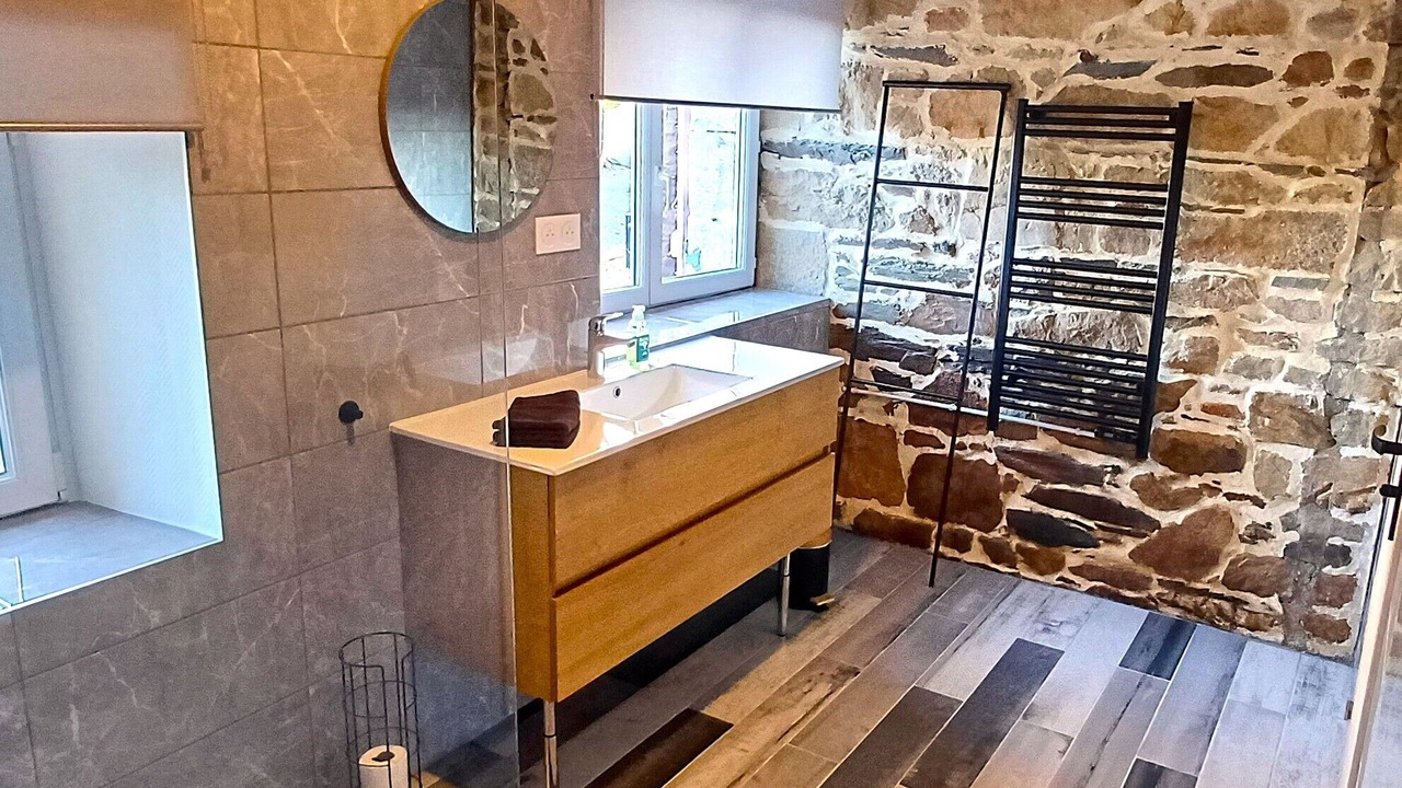 Photo of Bathroom in Treduder