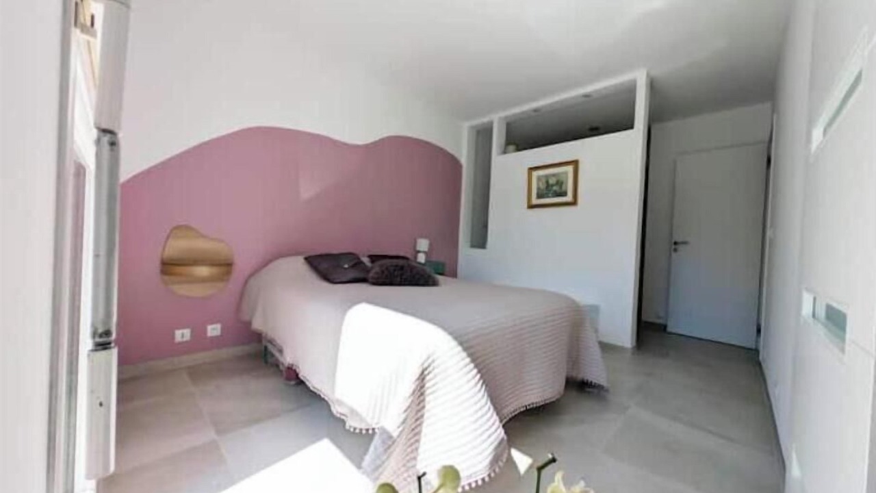 Photo of Bedroom in Le Beausset