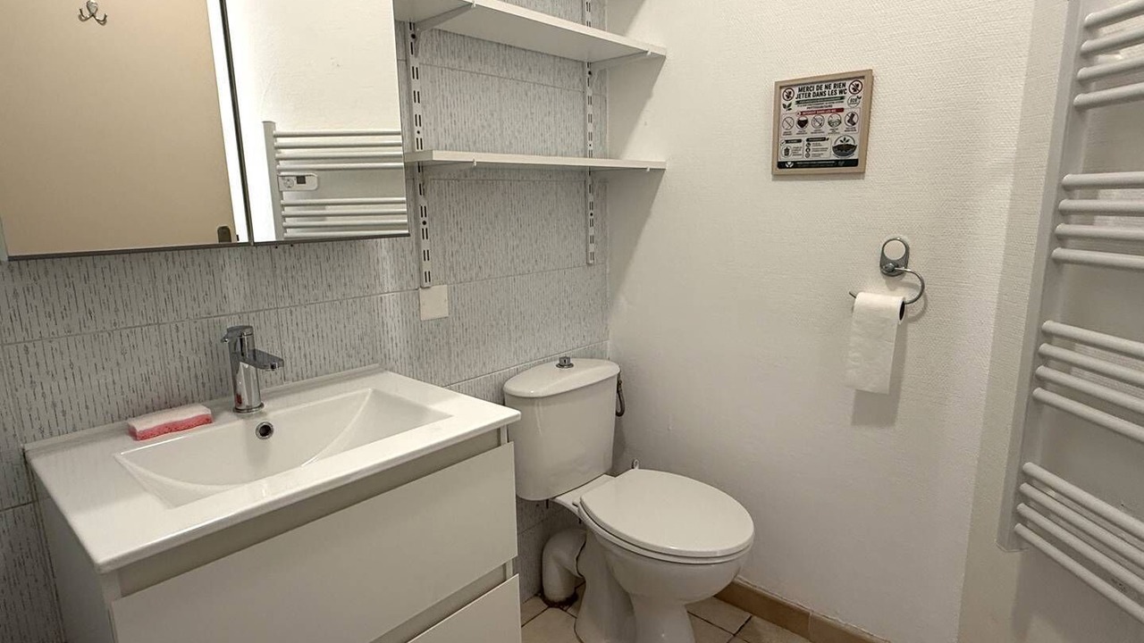 Photo of Bathroom in Matignon