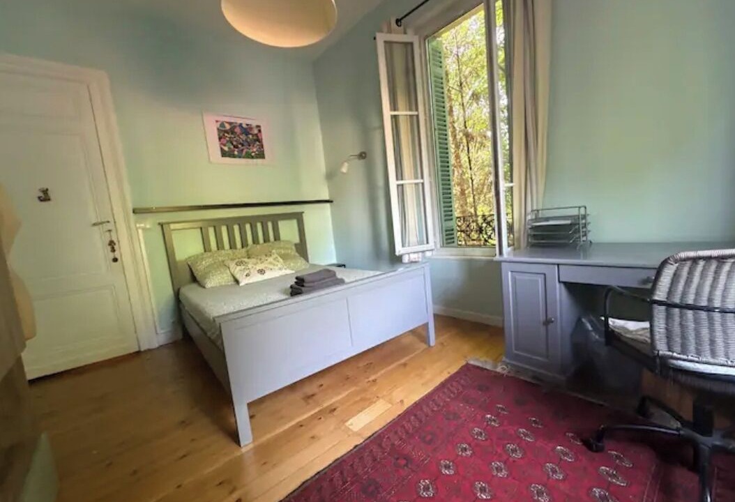 Photo of Bedroom in Lormont