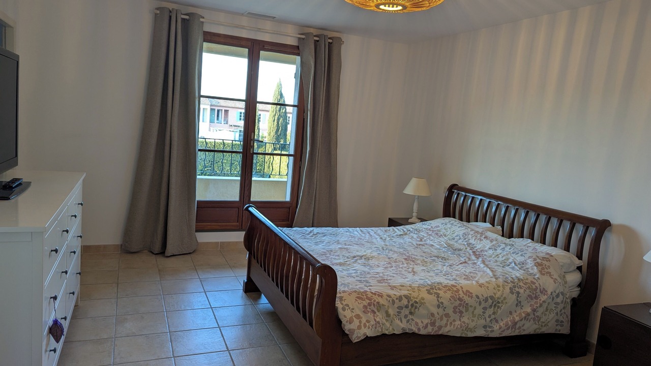 Photo of Bedroom in Sernhac