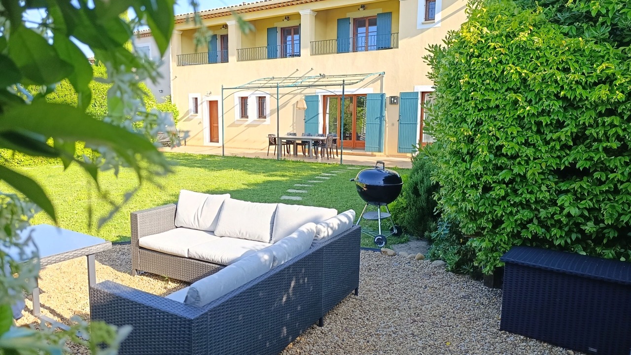 Photo of Patio Balcony in Sernhac