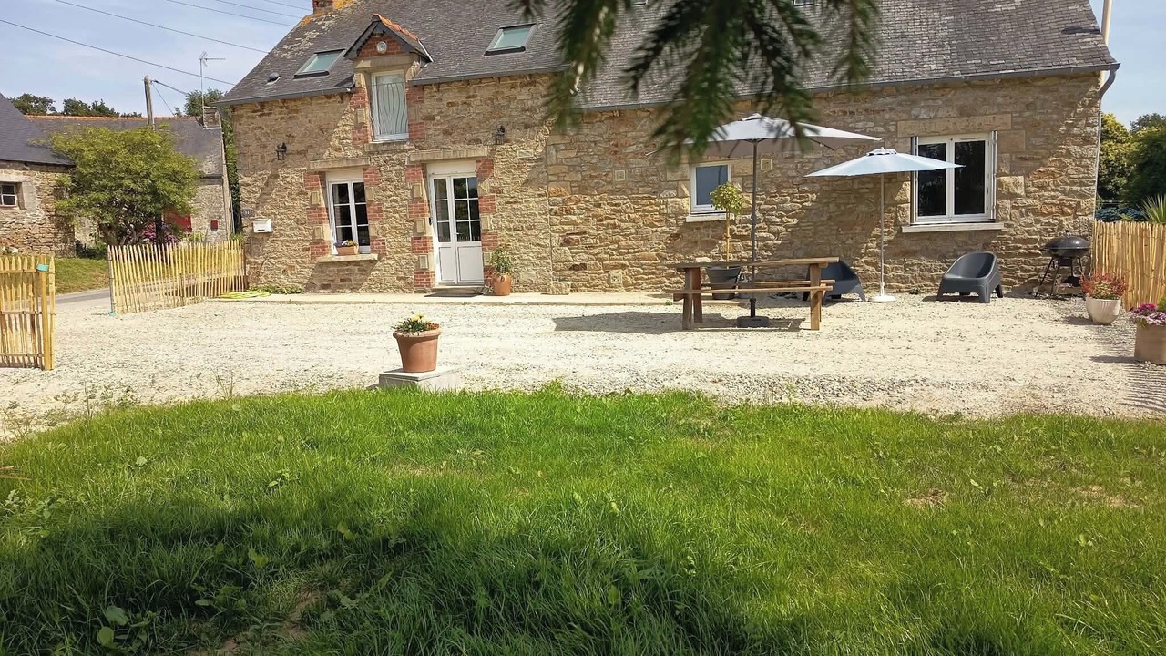 Photo of Outdoor in Plemet
