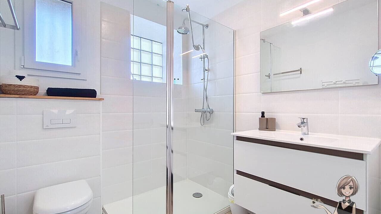 Photo of Bathroom in Igon