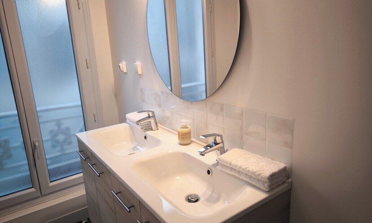Photo of Bathroom in Nord - Gare