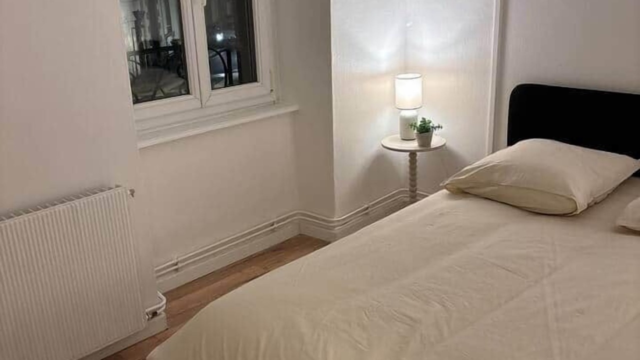 Photo of Bedroom in Saint-Brieuc