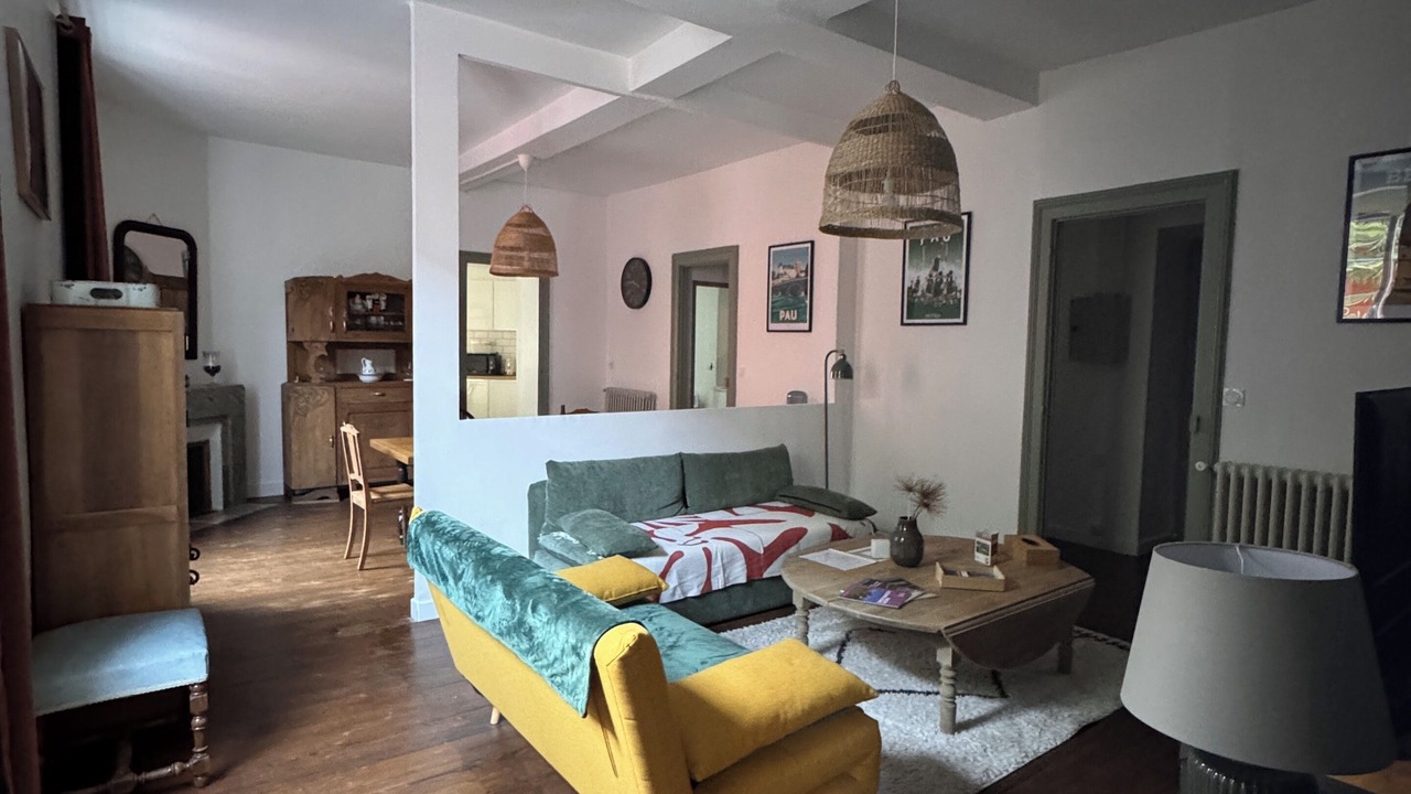 Photo of Livingroom in Centre Ville