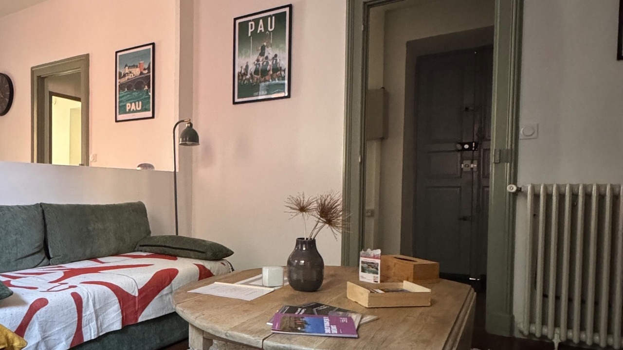 Photo of Livingroom in Centre Ville