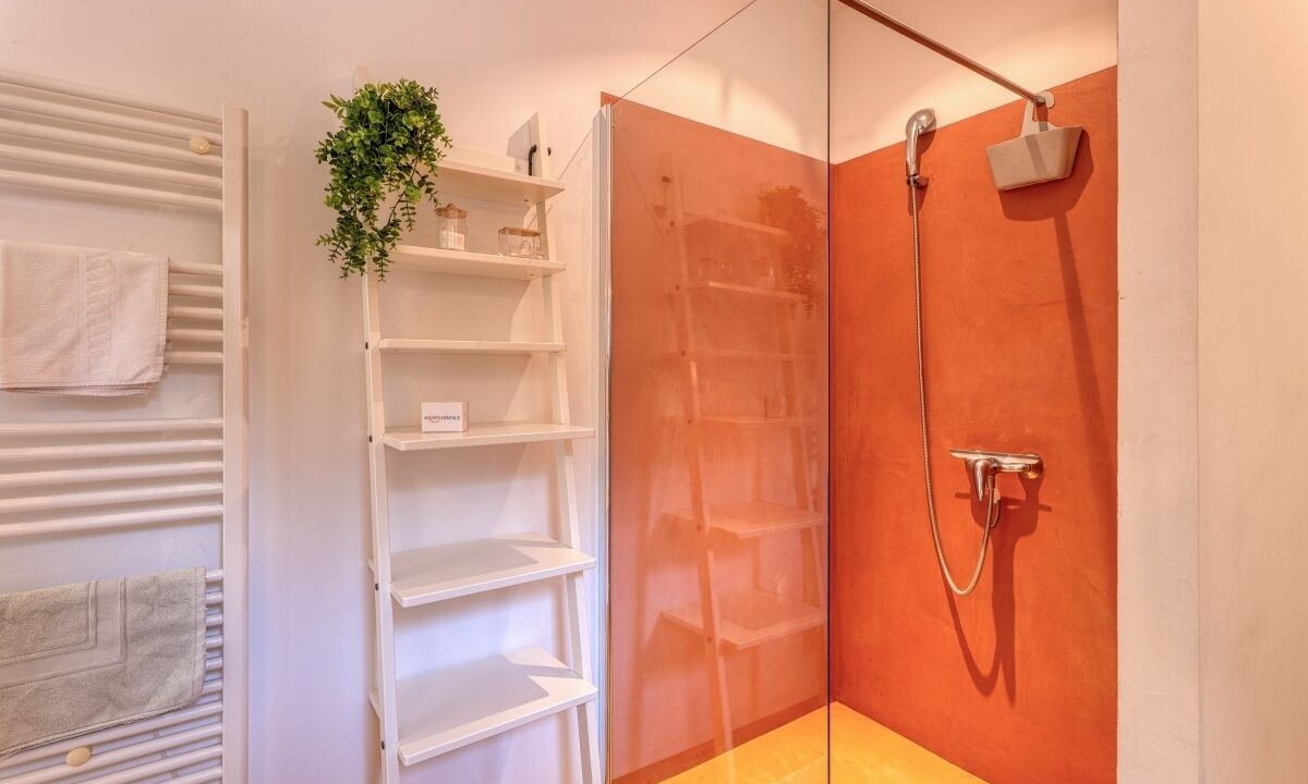 Photo of Bathroom in Bandol
