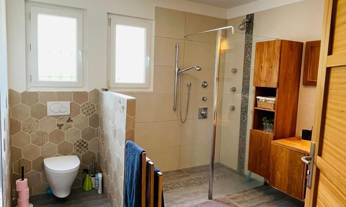 Photo of Bathroom in Ollioules
