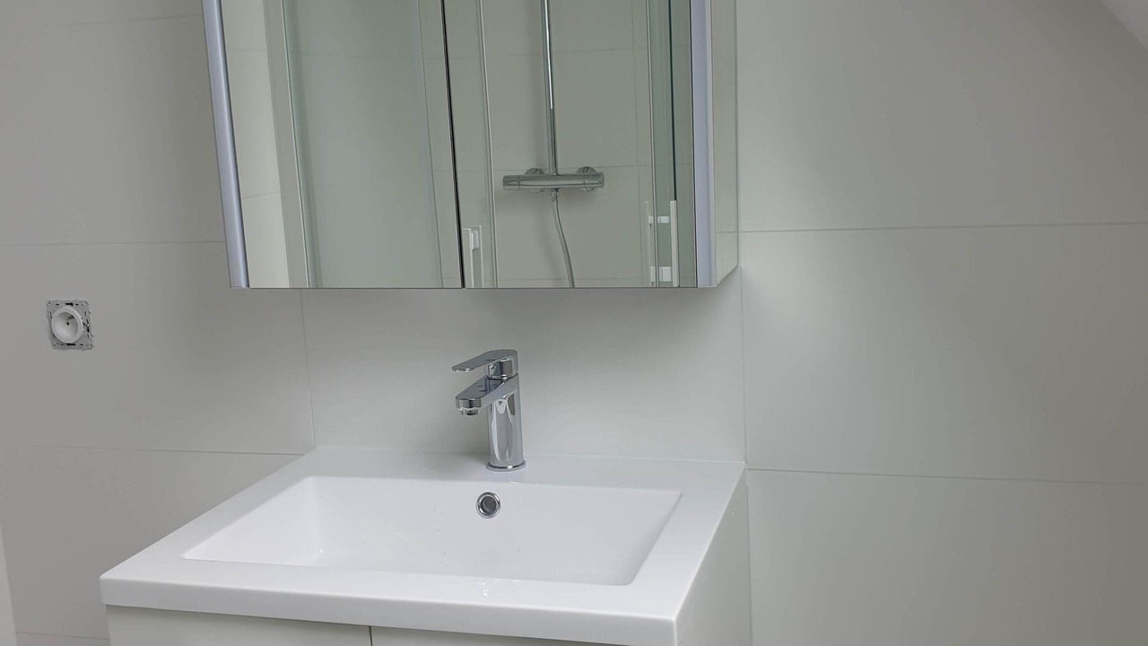 Photo of Bathroom in Tredrez-Locquemeau